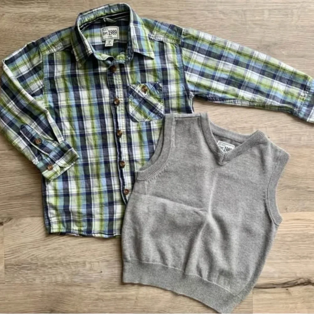 3/$30 | Children’s Place | Button Up Shirt & Sweater Vest Set for Boys | Size 4 - Picture 1 of 4